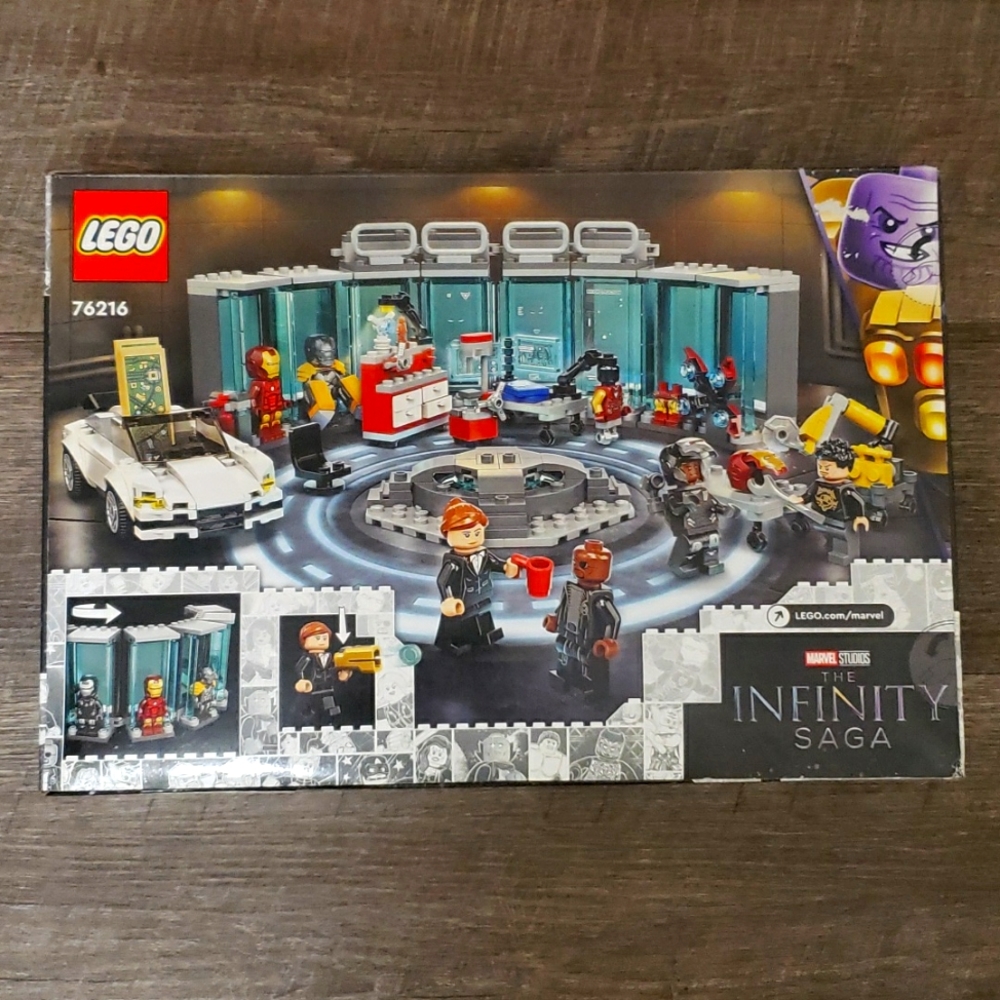 LEGO IRONMAN ARMORY. NEW NEVER OPENED.